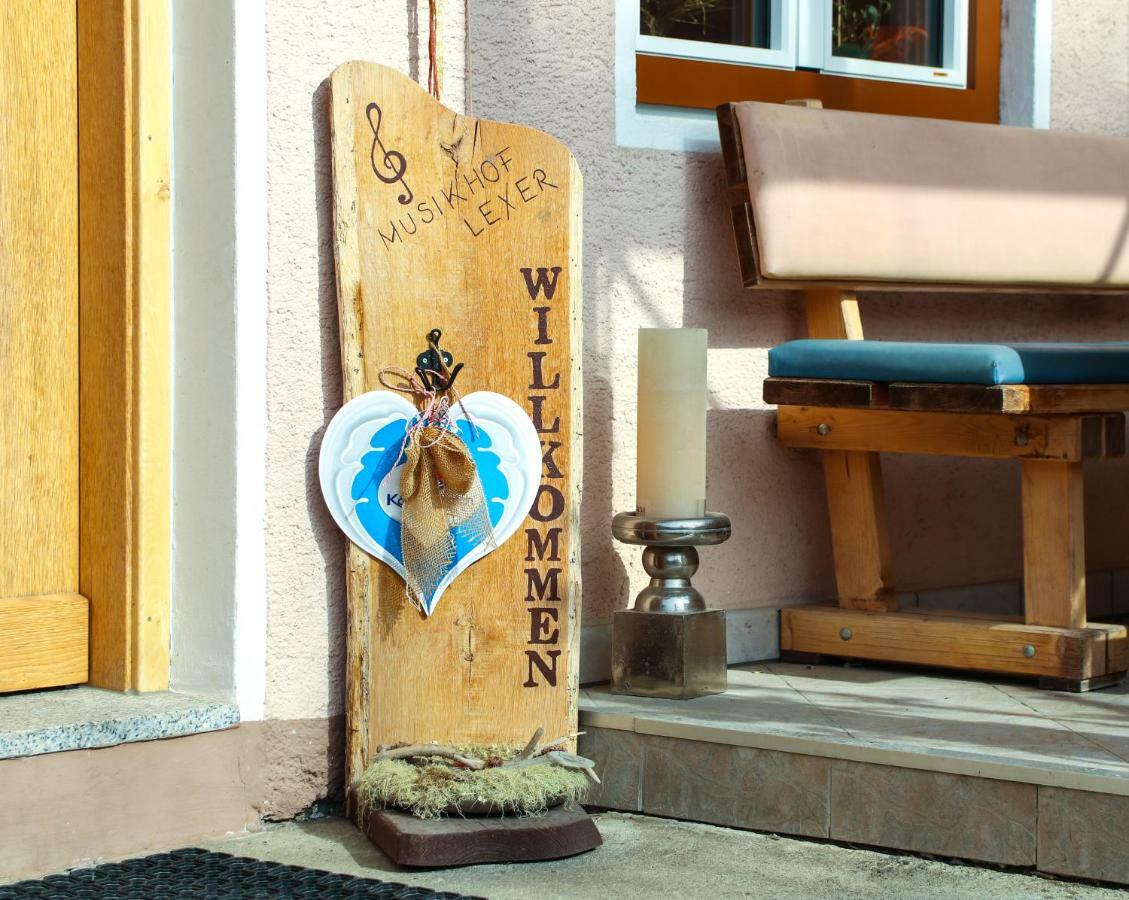 Musikhof Lexer Appartement Liesing Buitenkant foto